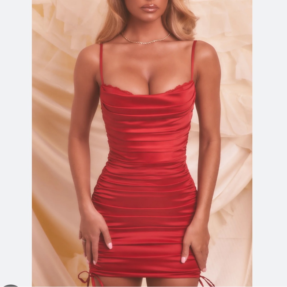 Oh Polly ALL FOR YOU
Lace Trim Satin Mini Dress Ruched Sides